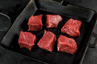 Свинина ошеек на шашлык 1 кг - купить в Солянке